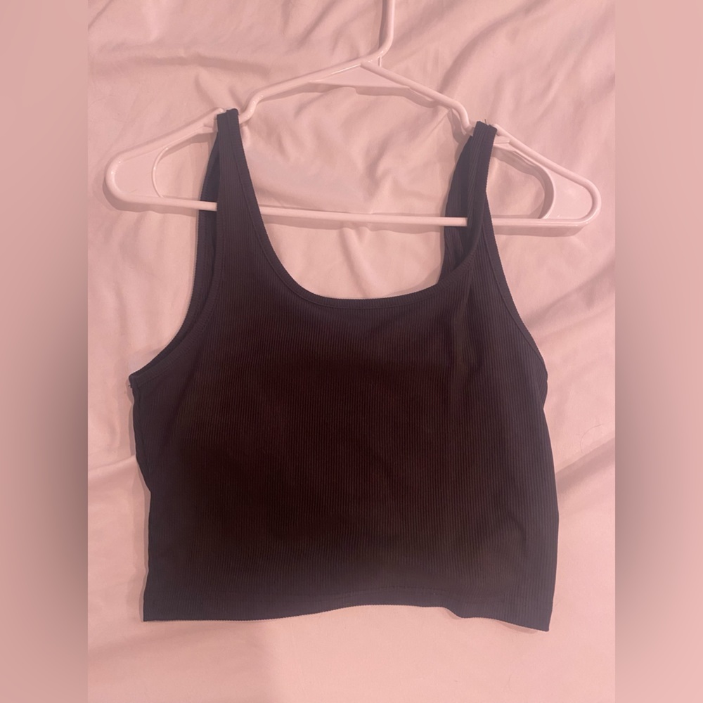 Black Cropped Tank